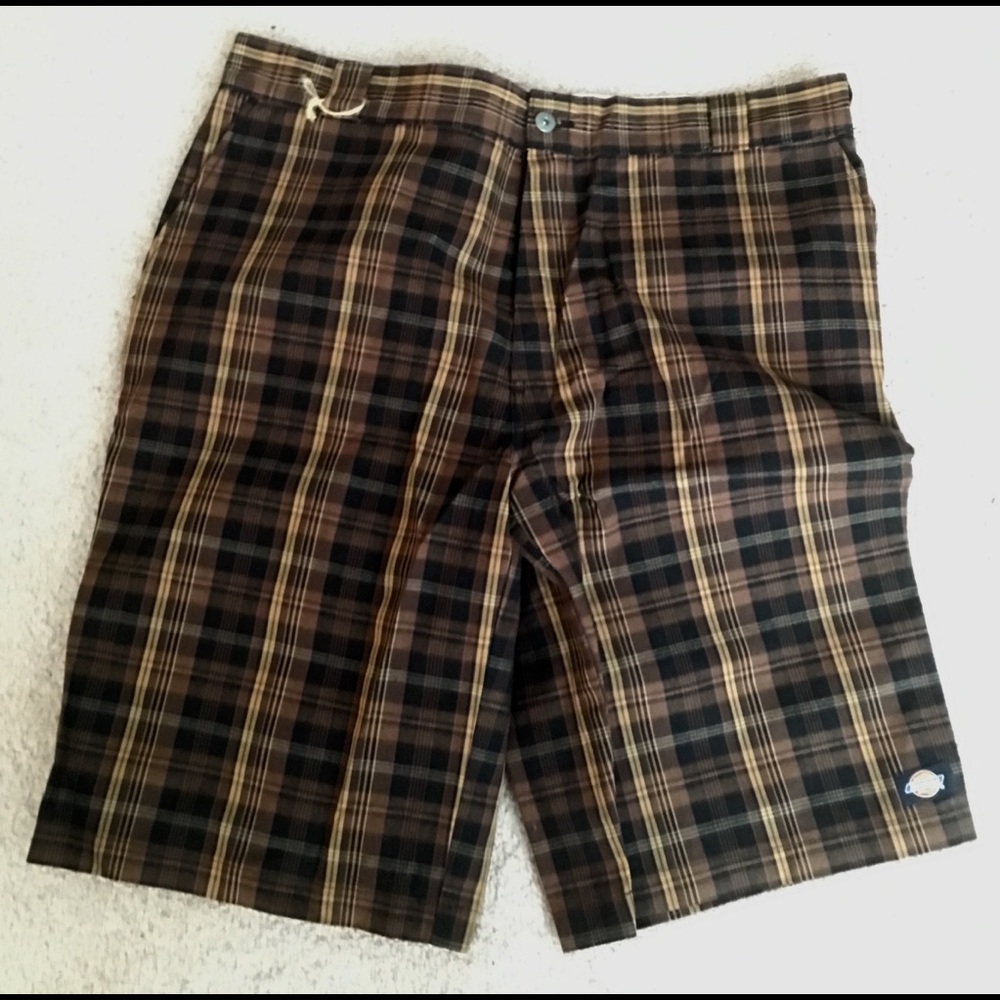 Dickies plaid shorts 40